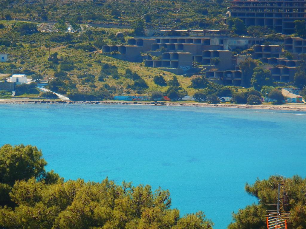 Hotel Liberty 1 Agia Marina  Exterior foto